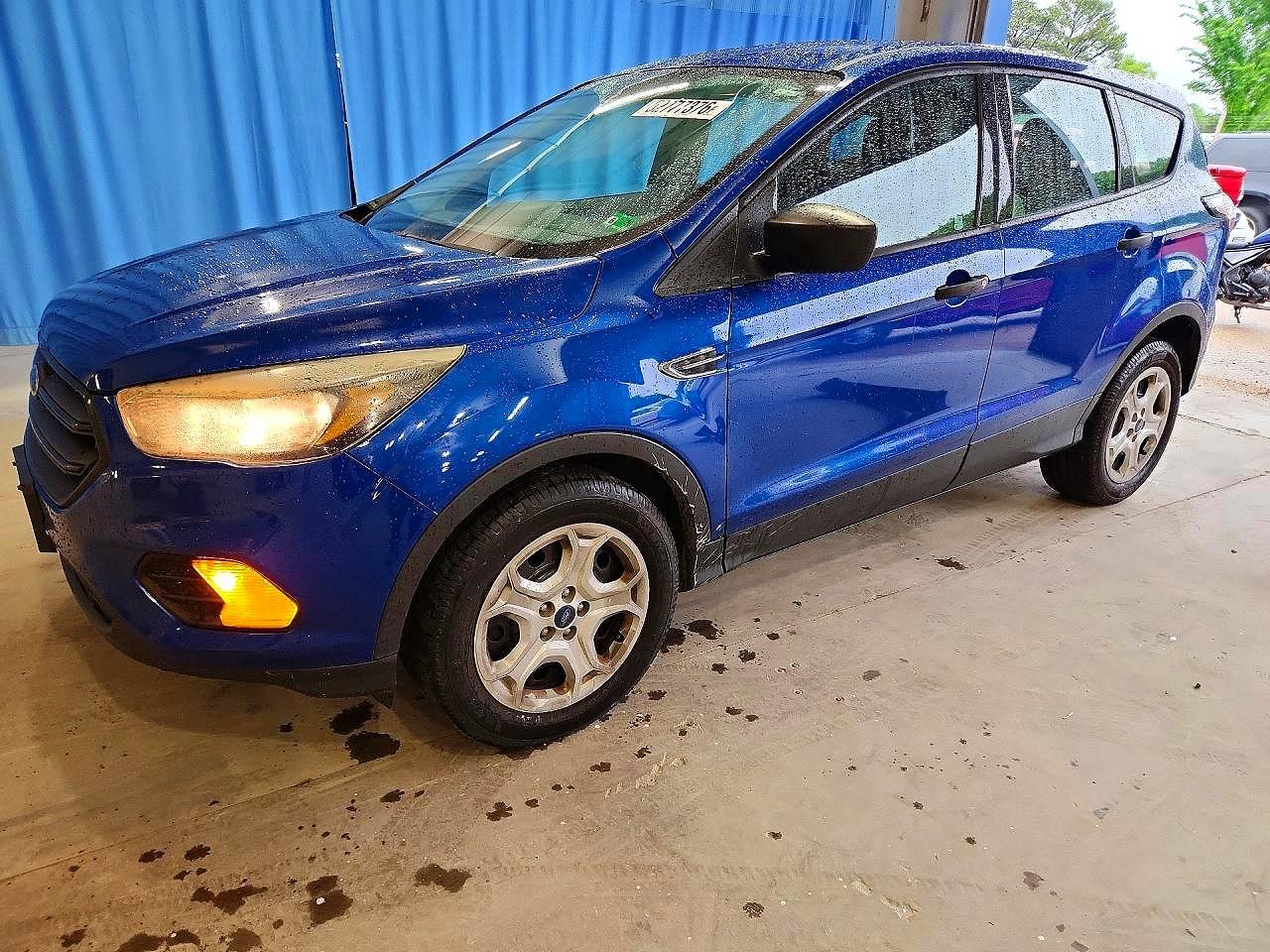 Salvage Ford Escape Image