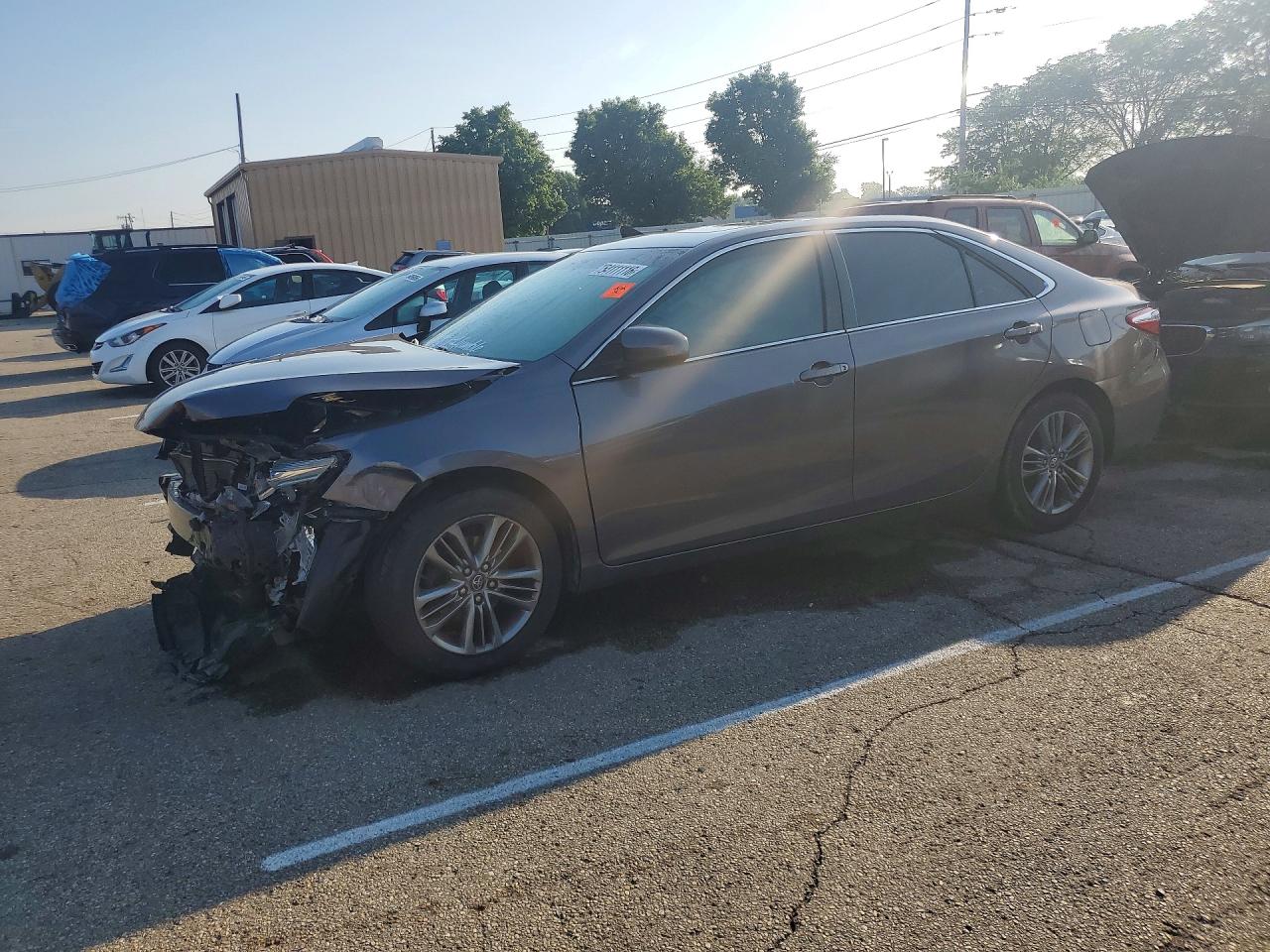 Salvage Toyota Camry Image