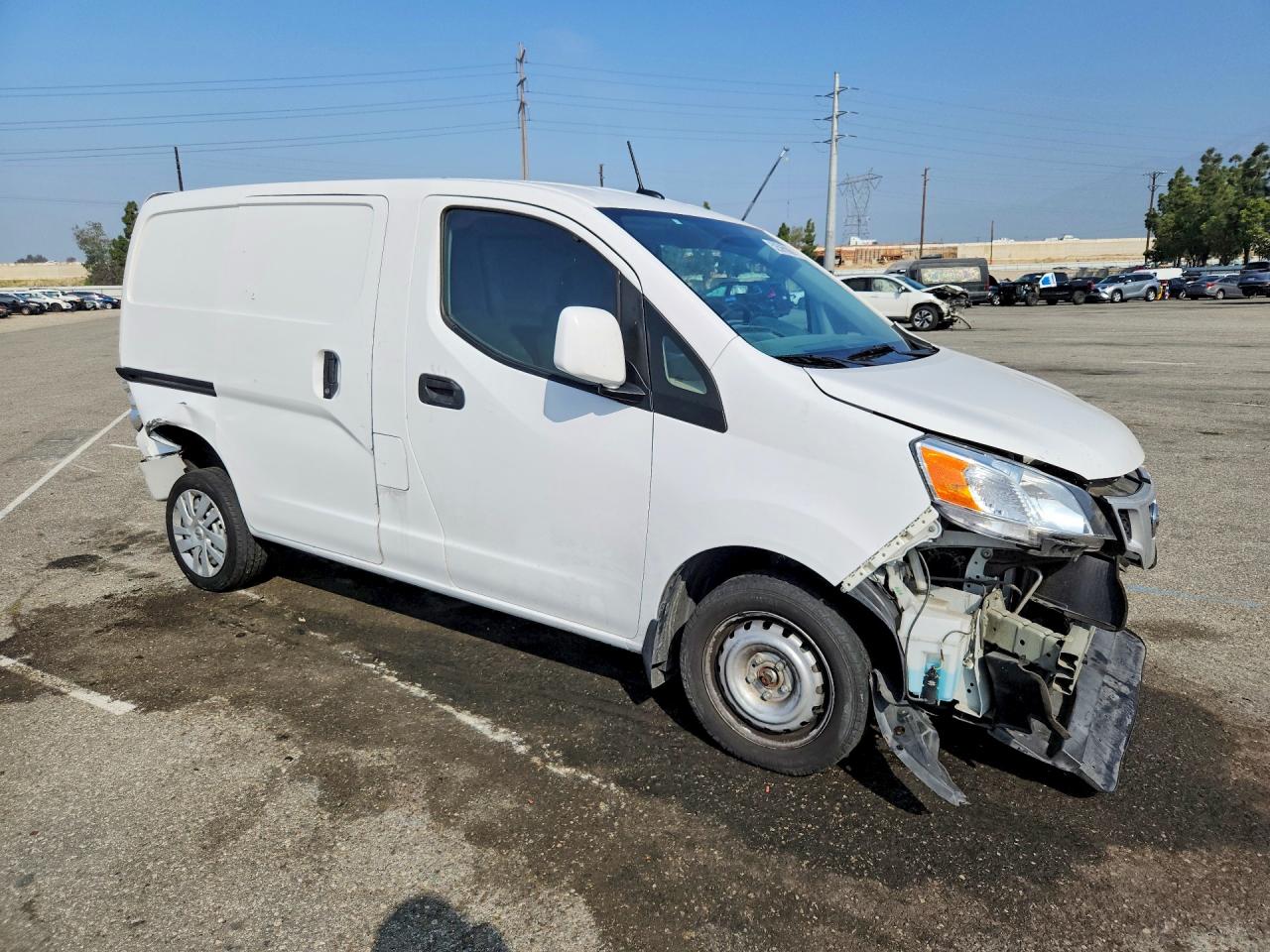 Nissan Nv