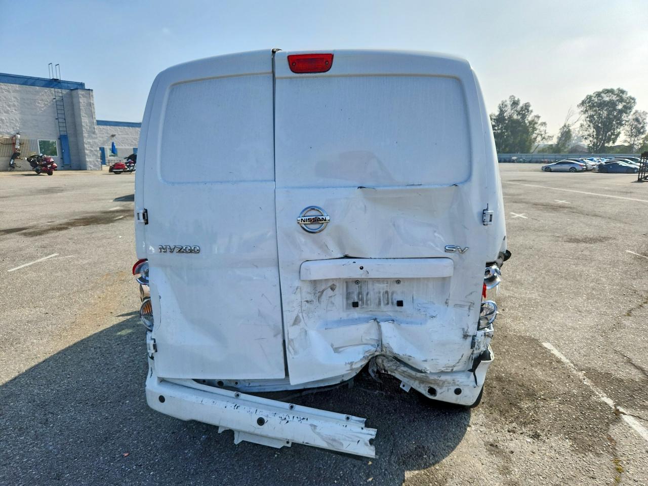 Nissan Nv