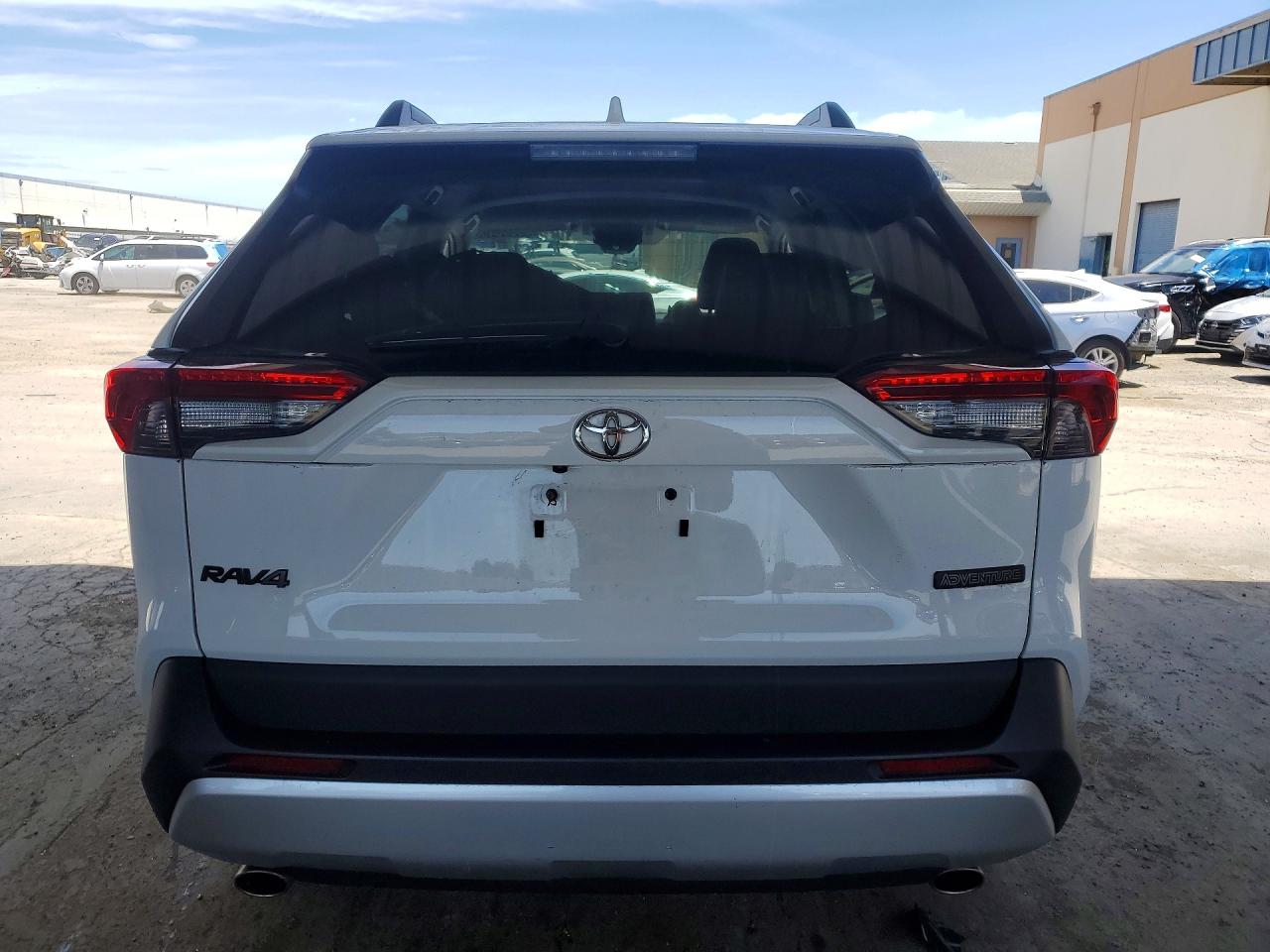 Toyota RAV4 Adventure