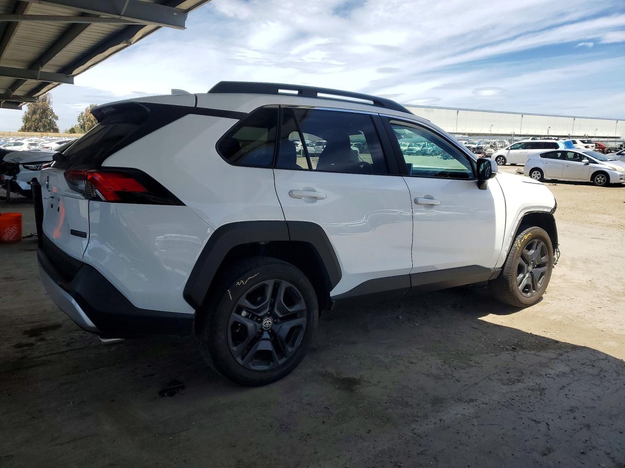 Toyota RAV4 Adventure