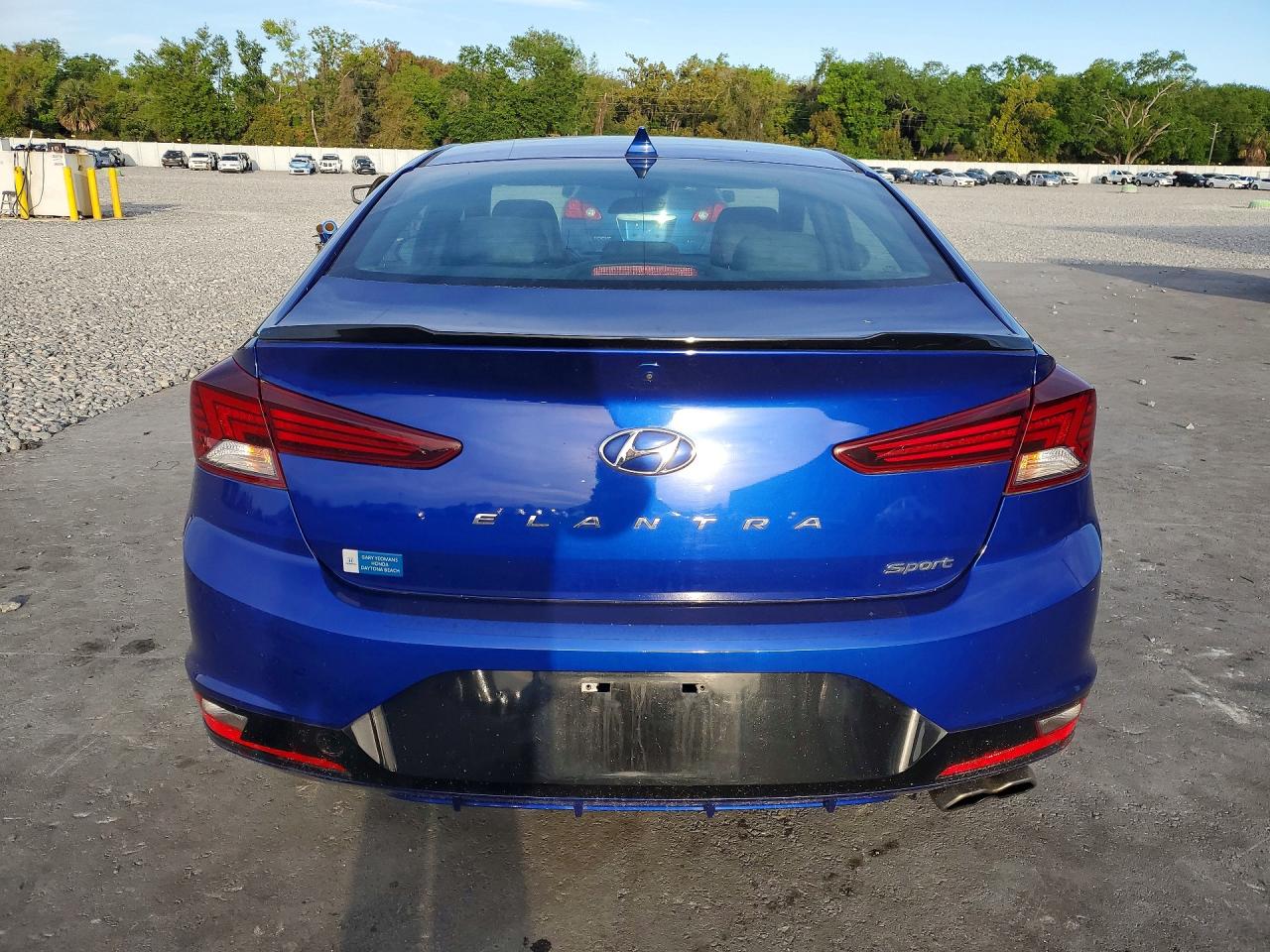 Hyundai ELANTRA Sport
