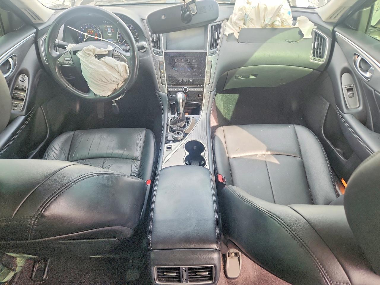 INFINITI Q50 Base