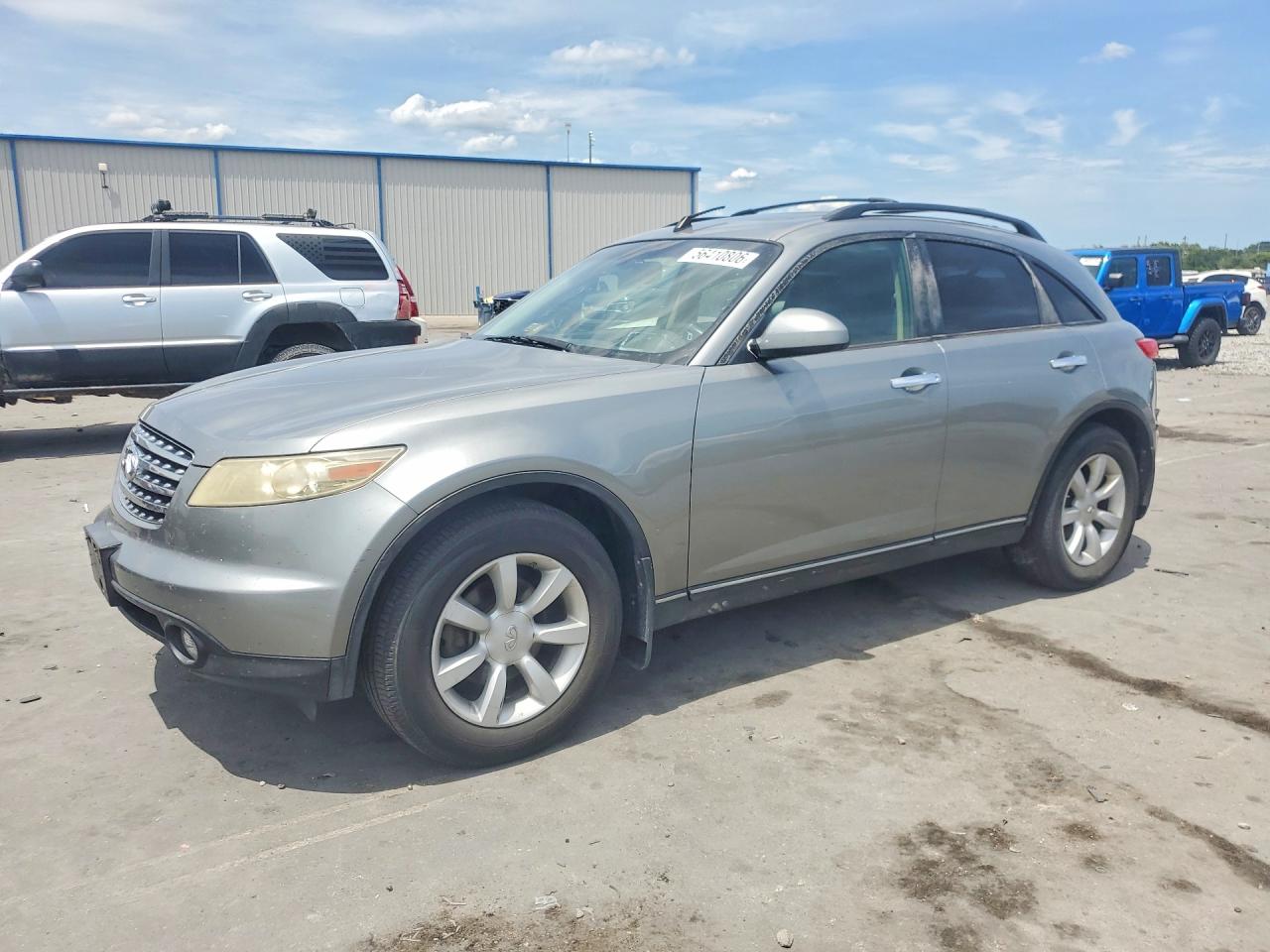 Salvage INFINITI Fx Image