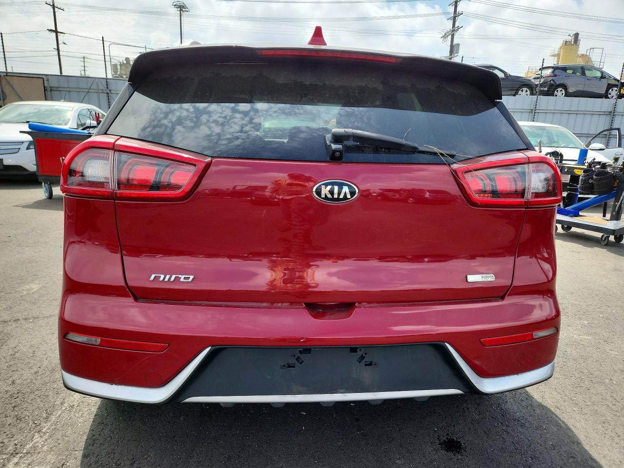 Kia Niro Lx