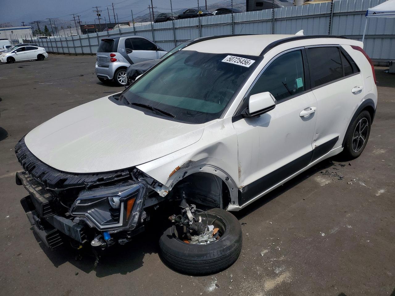 Salvage Kia Niro Image
