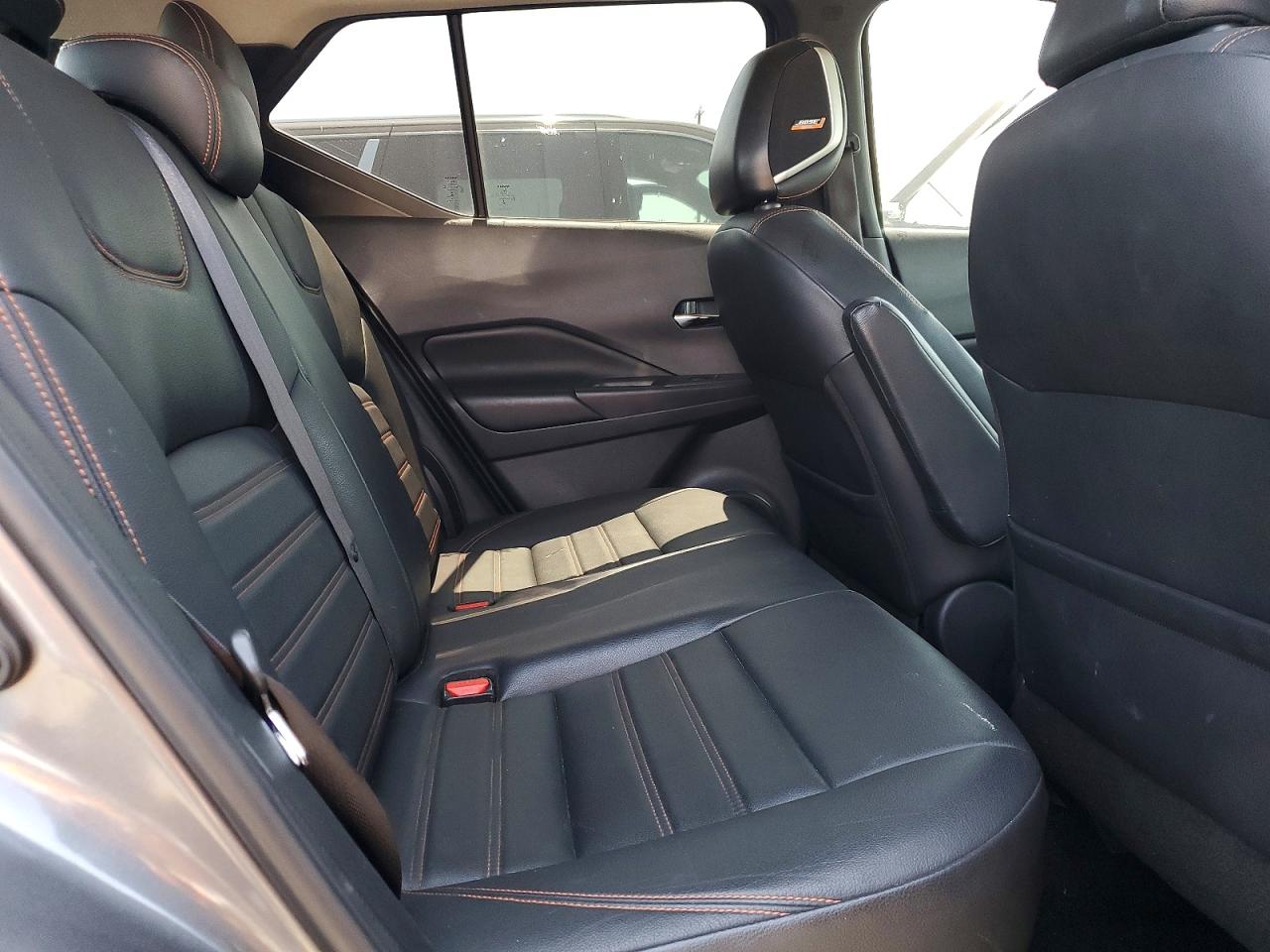 Nissan Kicks Sr