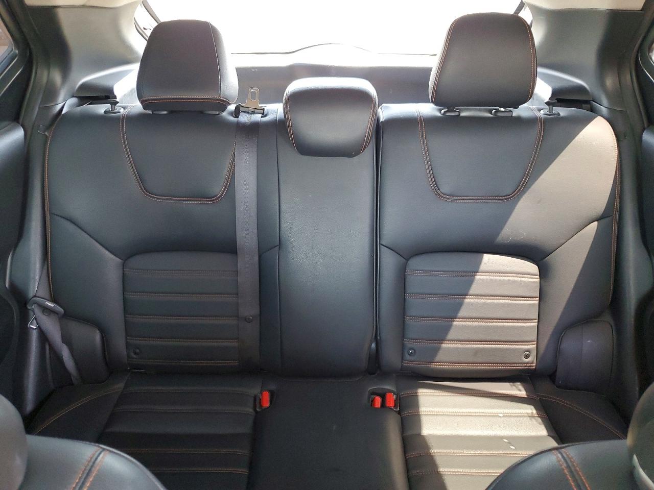 Nissan Kicks Sr