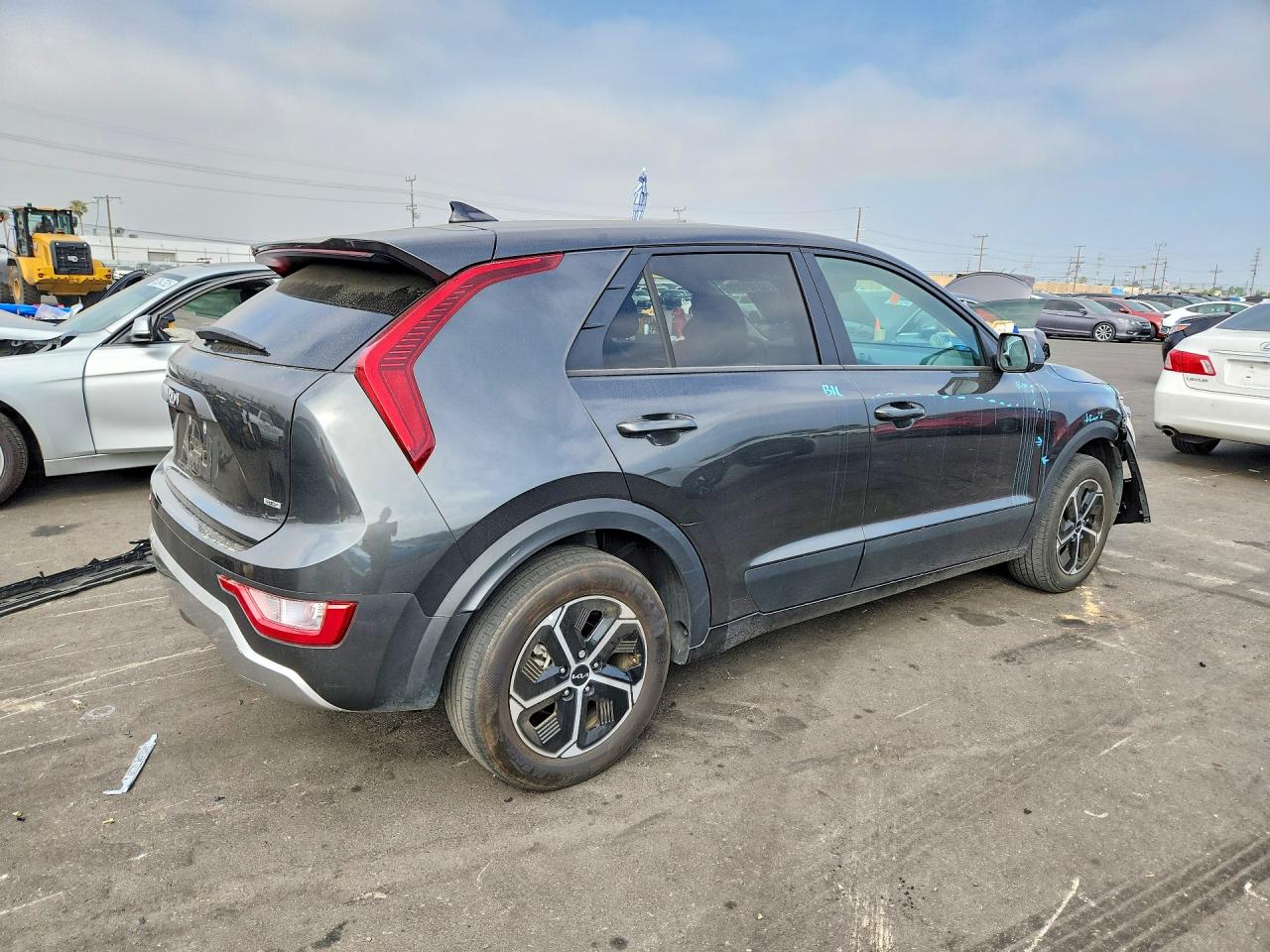 Kia Niro Lx