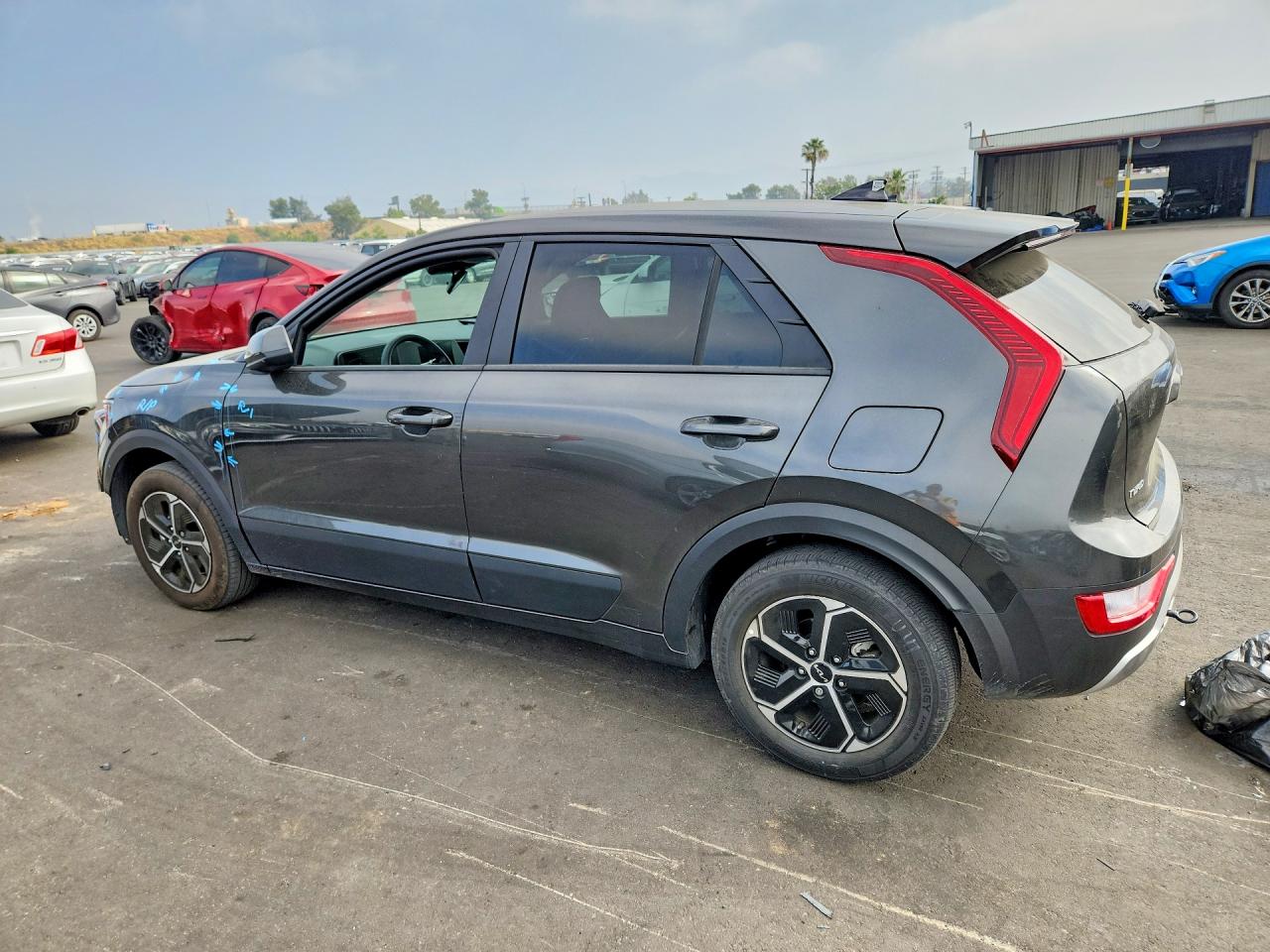 Kia Niro Lx