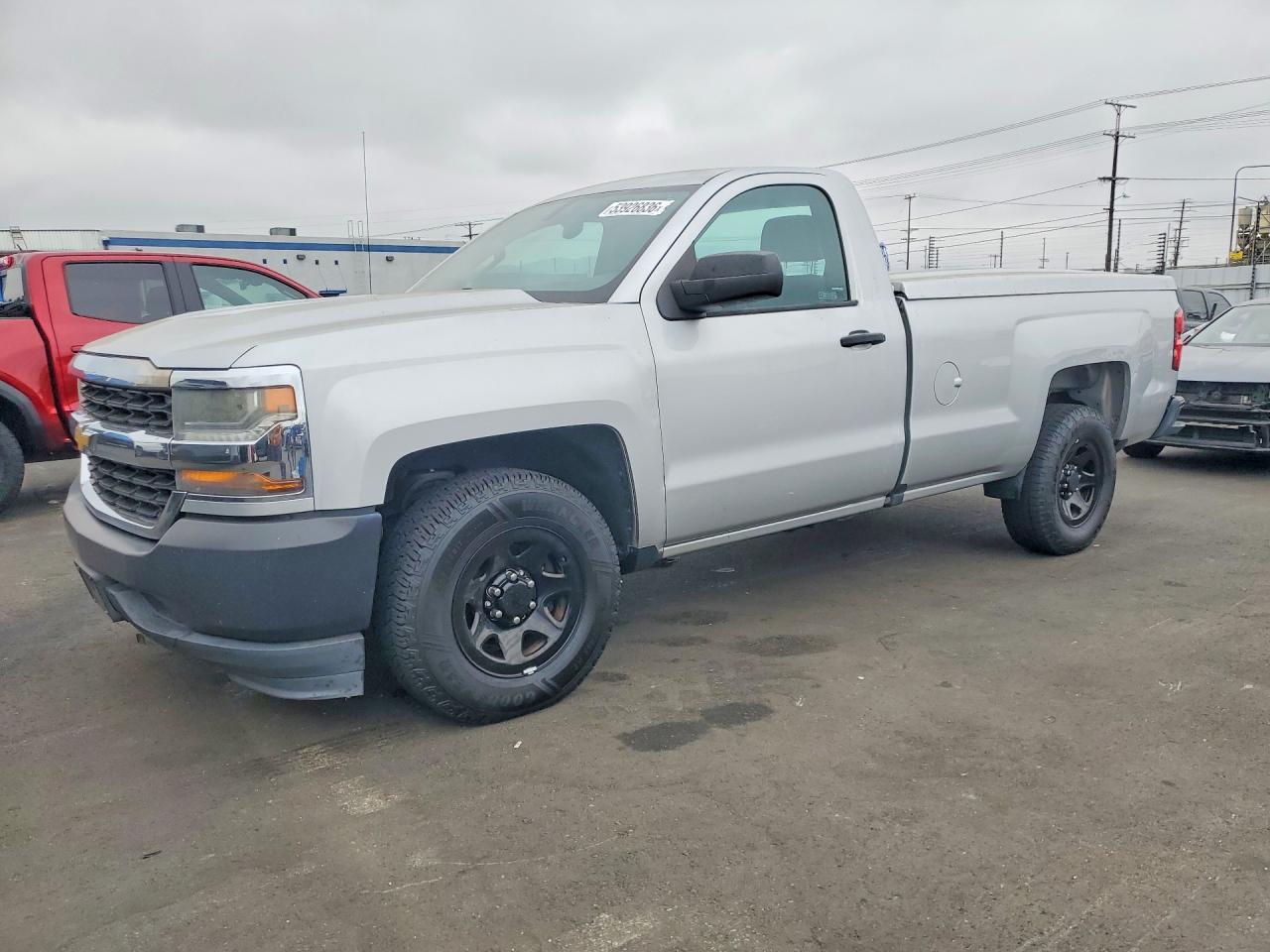 Salvage Chevrolet Silverado Image
