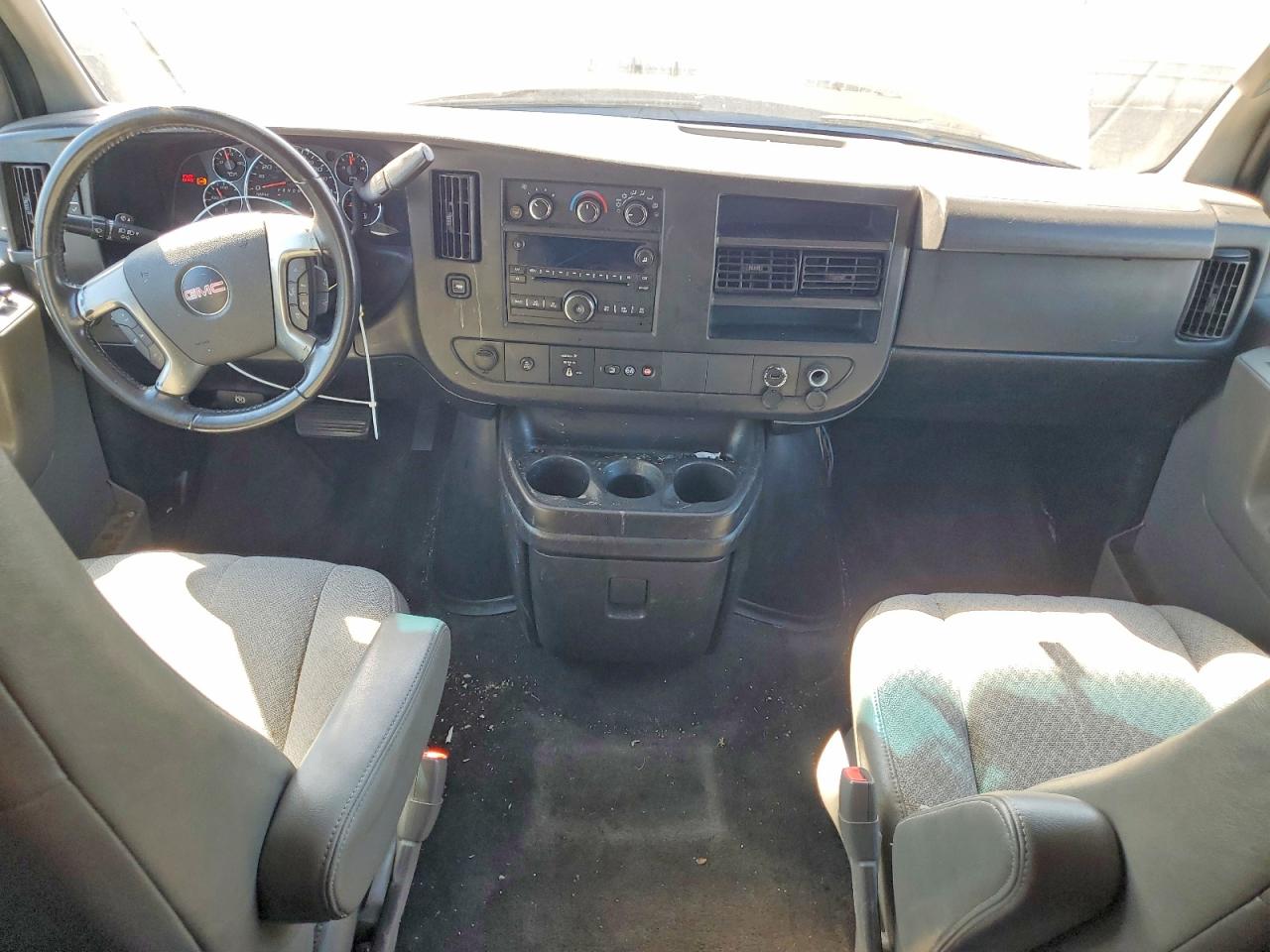 GMC Savana G3500 Lt