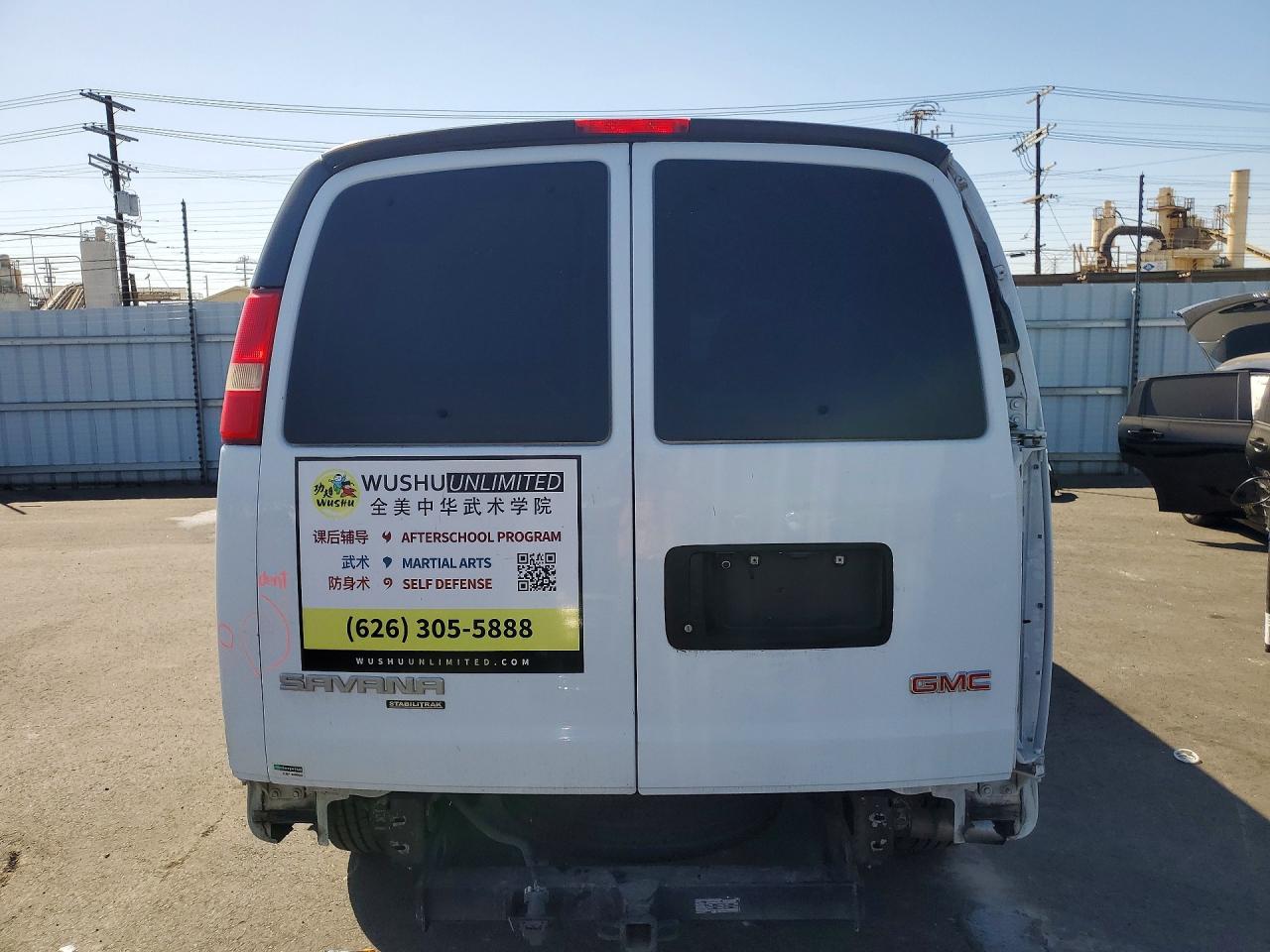 GMC Savana G3500 Lt