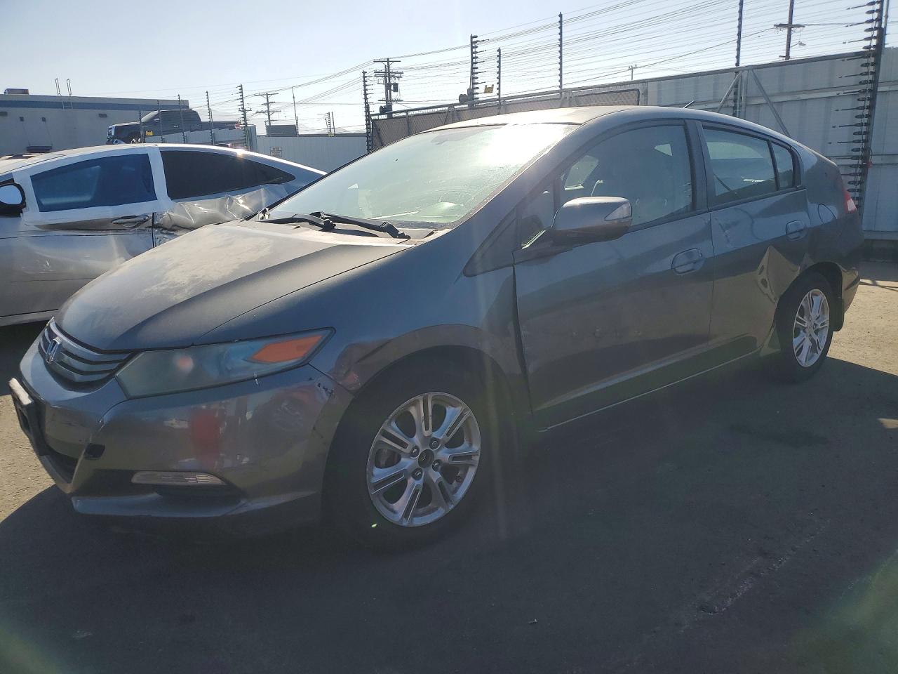 Salvage Honda Insight Image