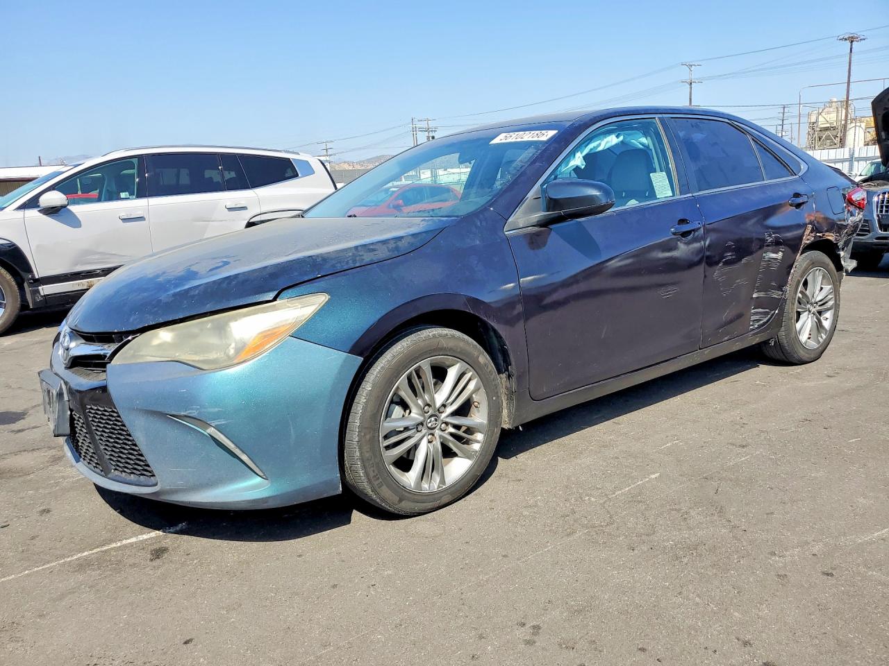 Salvage Toyota Camry Image