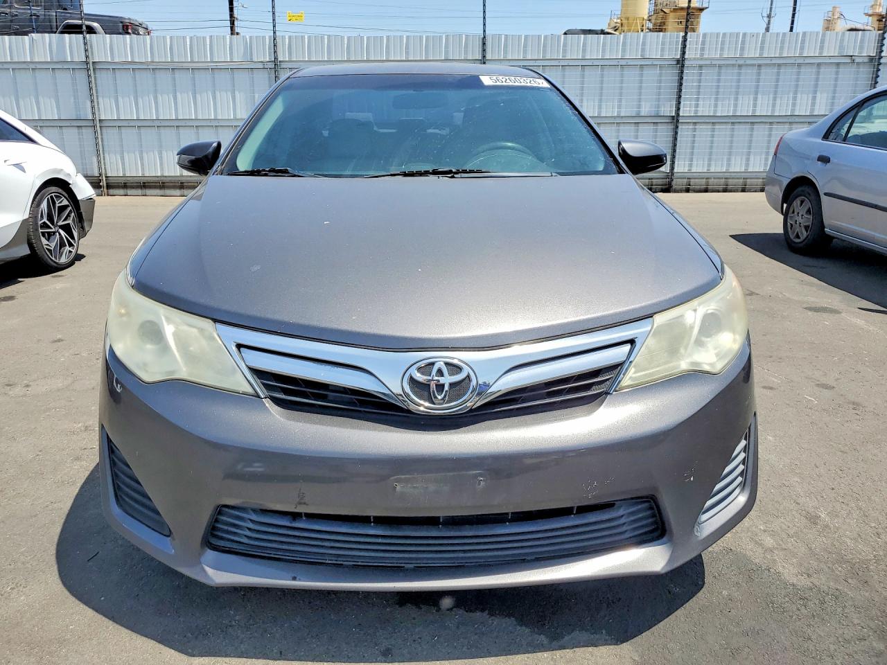 Toyota Camry Le