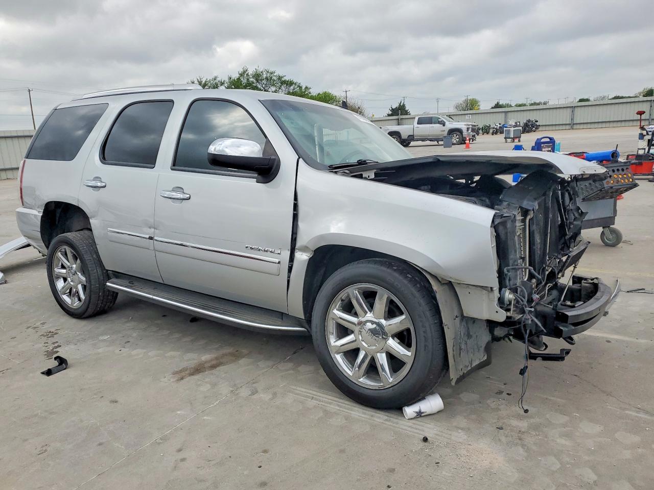 GMC Yukon Denali
