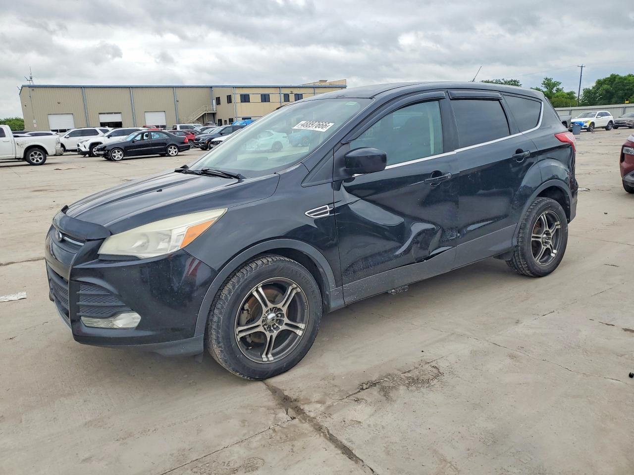 Salvage Ford Escape Image