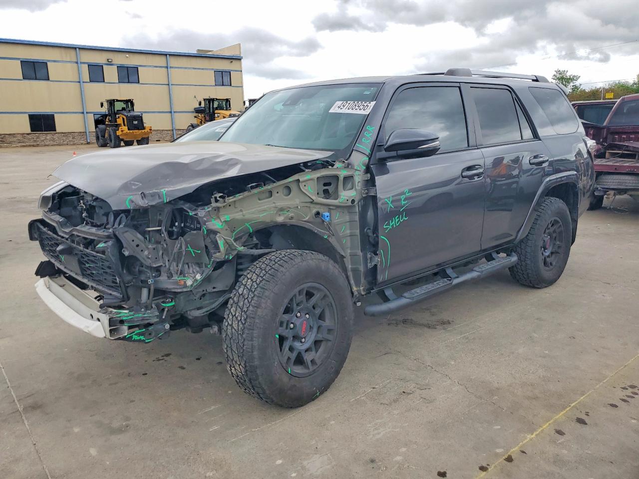 Salvage Toyota 4Runner Image