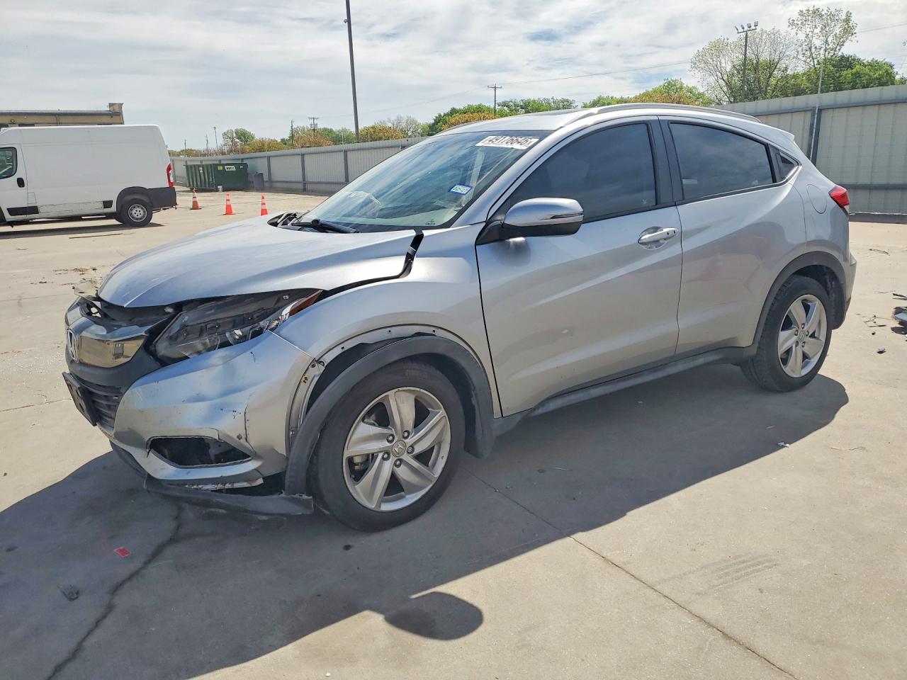 Salvage Honda HR-V Image