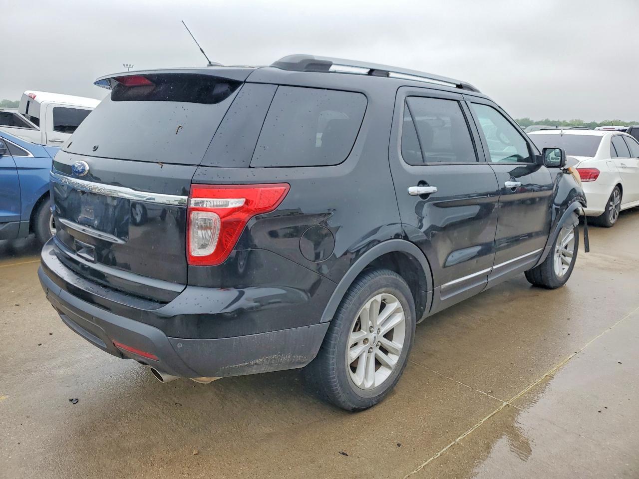 Ford Explorer Xlt