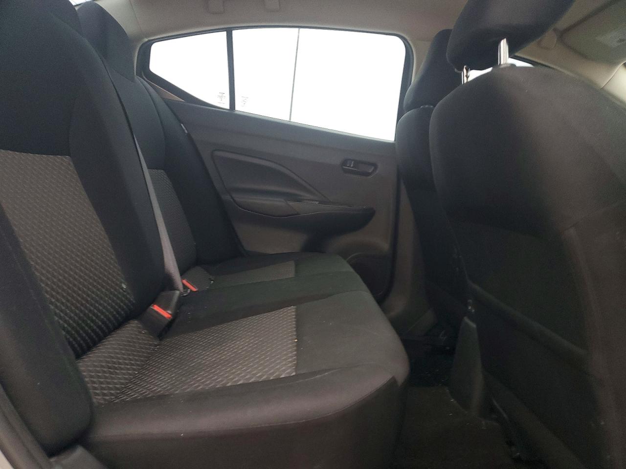 Nissan Versa S