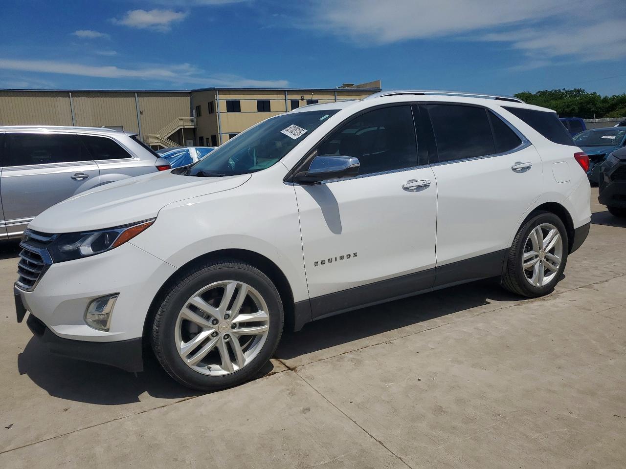Salvage Chevrolet Equinox Image