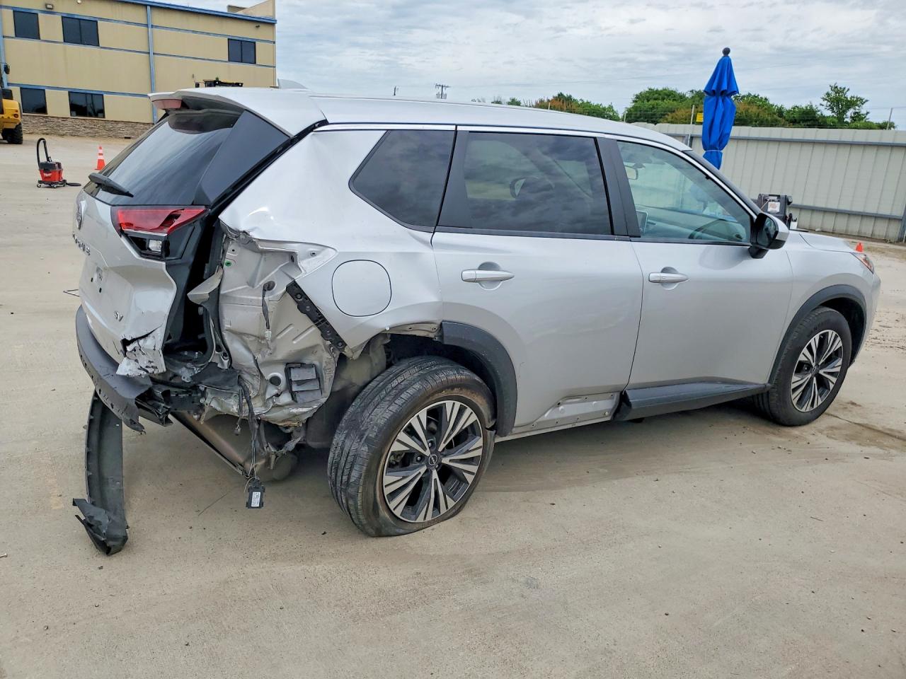 Nissan Rogue Sv