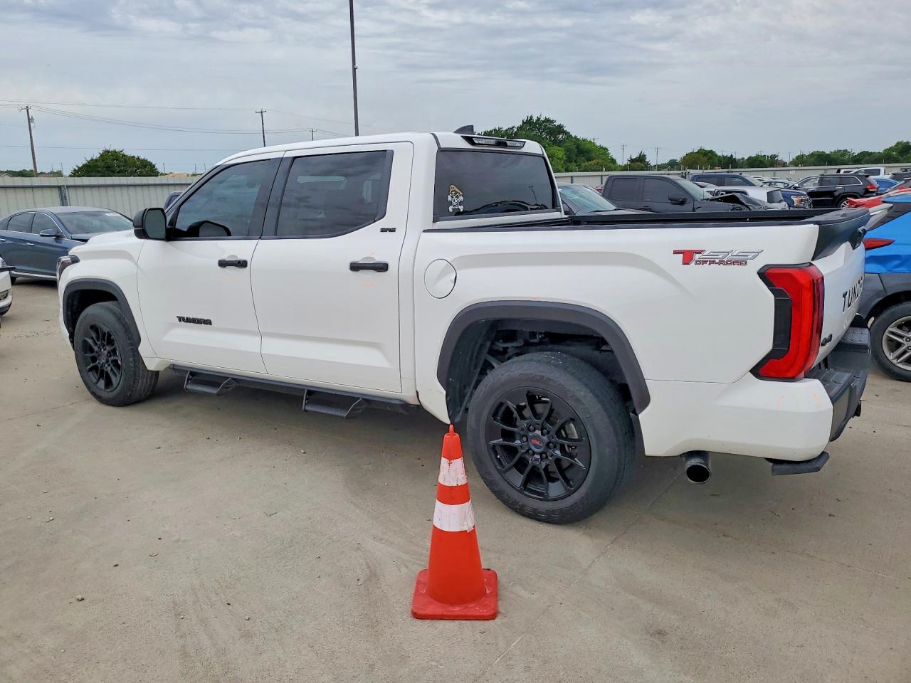 Toyota Tundra Sr5