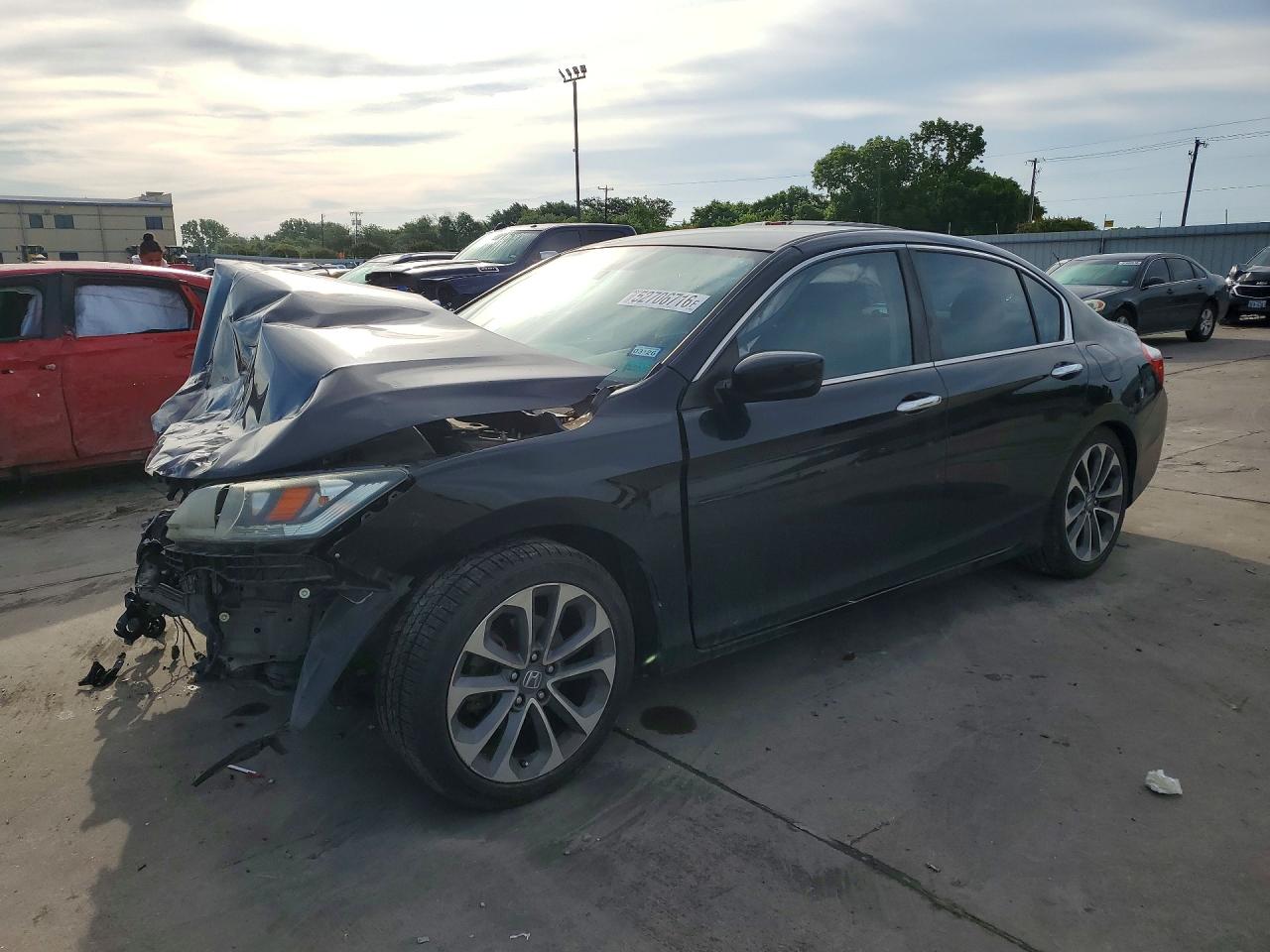 Salvage Honda Accord Image