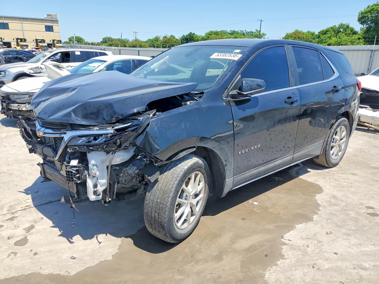 Salvage Chevrolet Equinox Image