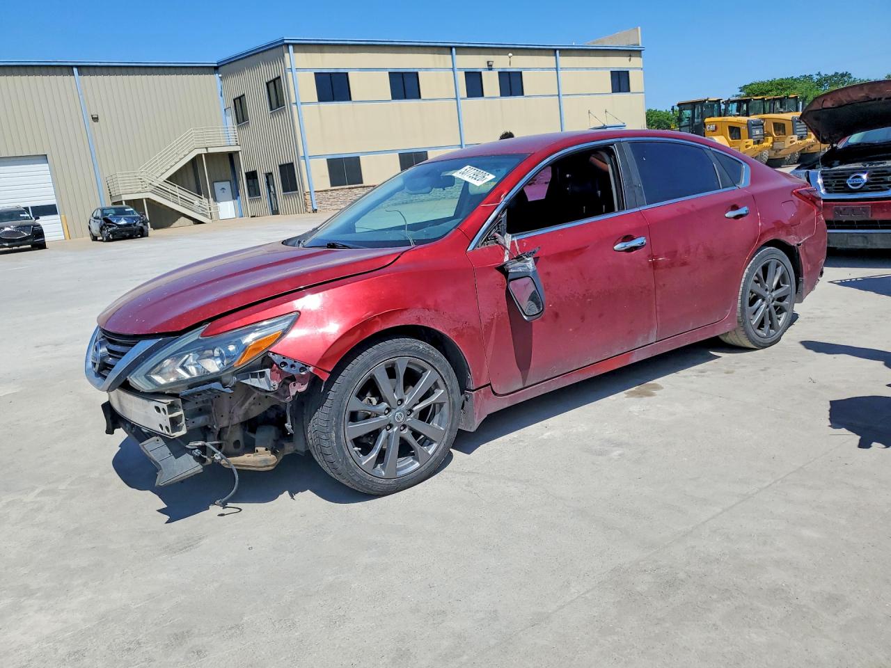 Salvage Nissan Altima Image
