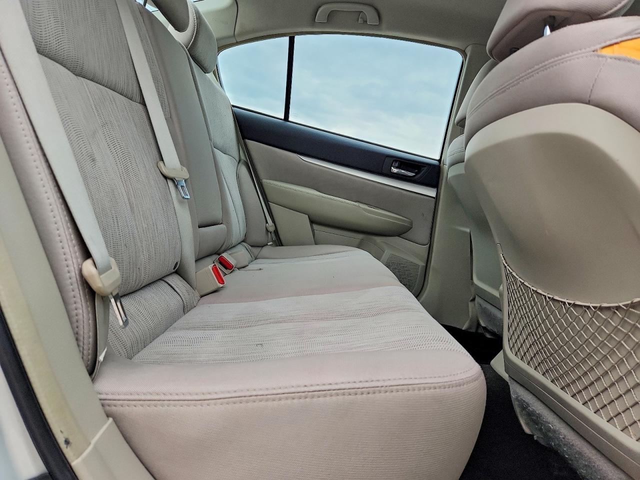 Subaru Legacy 2.5i Premium