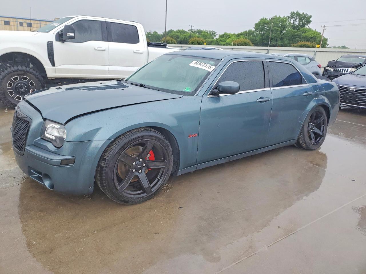 Salvage Chrysler 300 Image