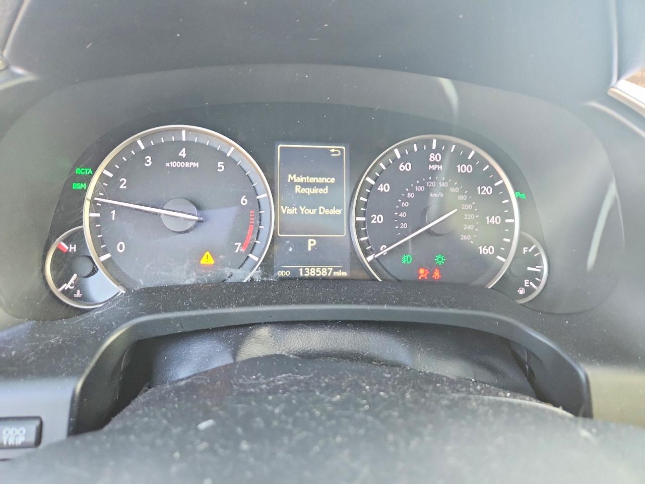 Lexus RX Base