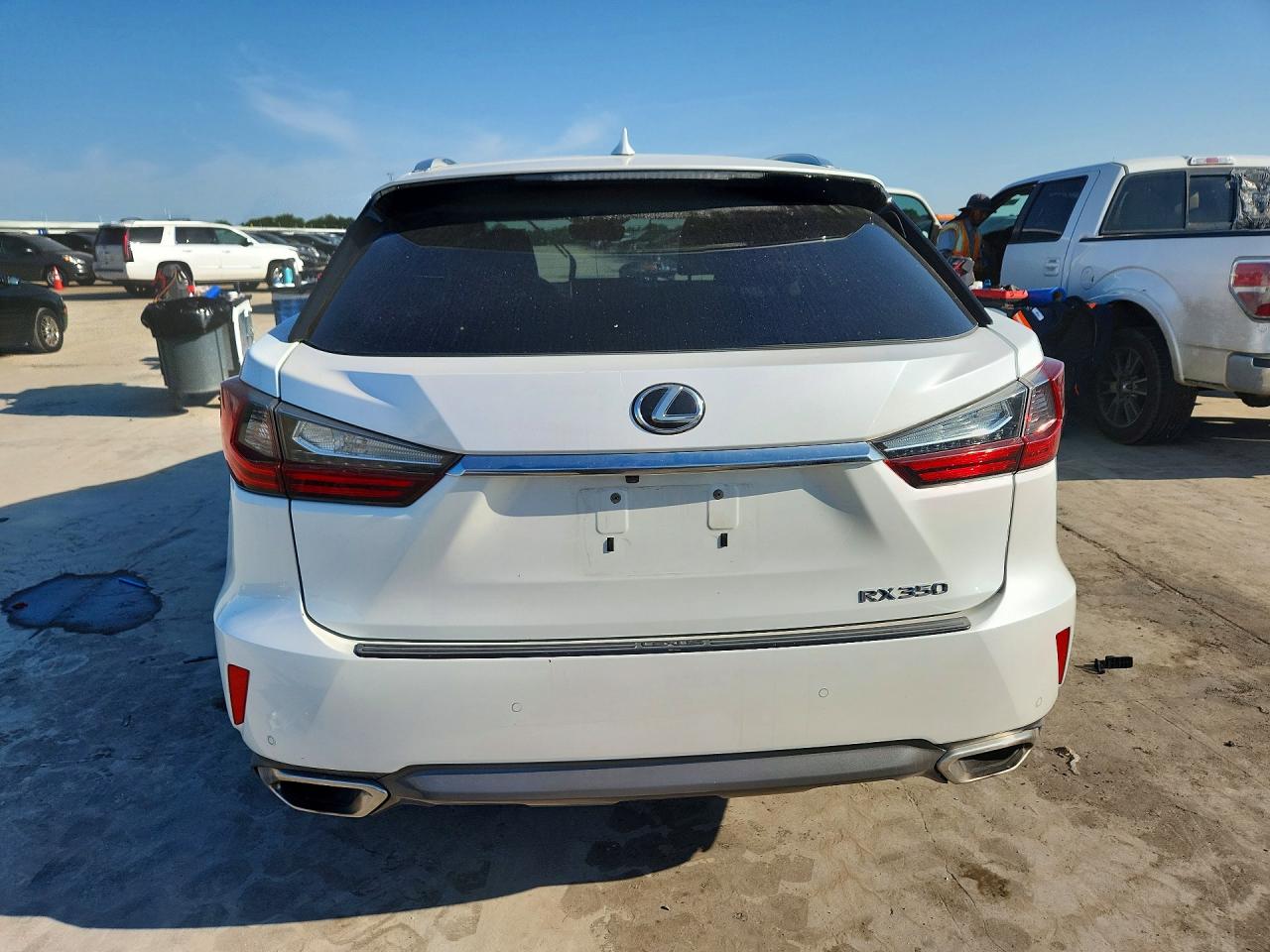 Lexus RX Base