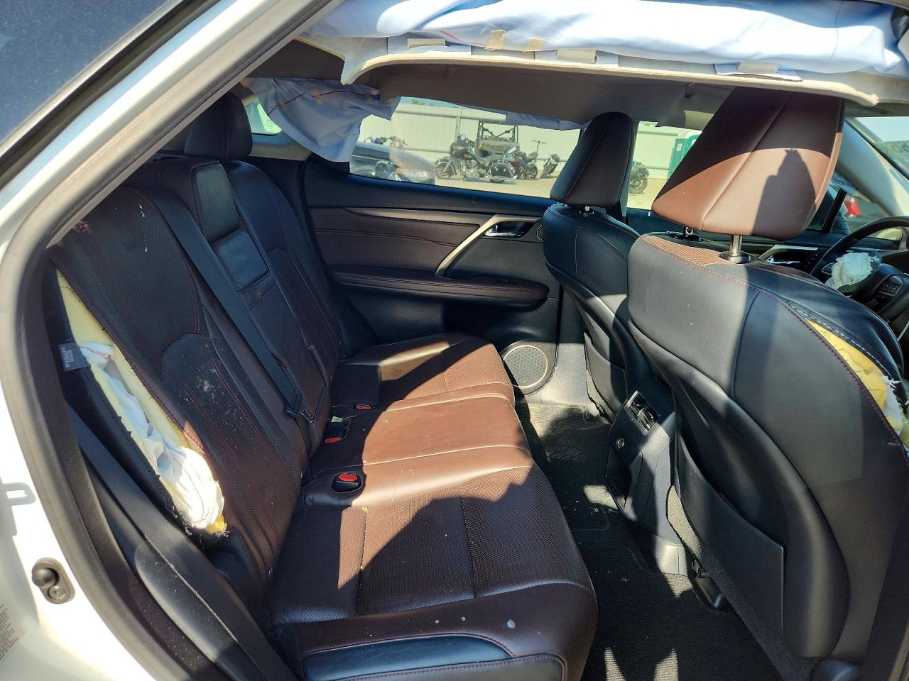 Lexus RX Base