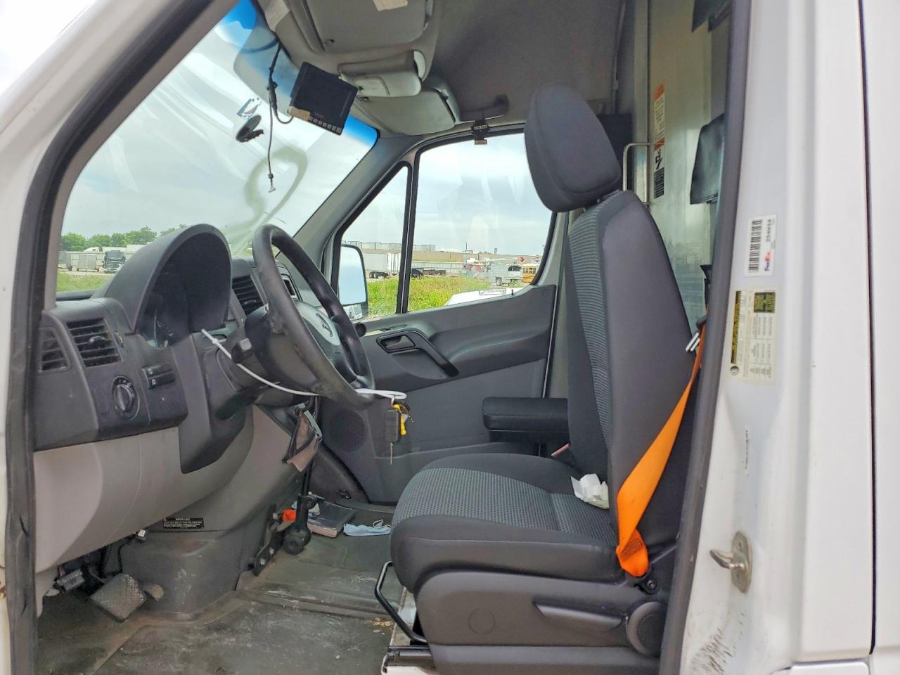Mercedes-Benz Sprinter 2500