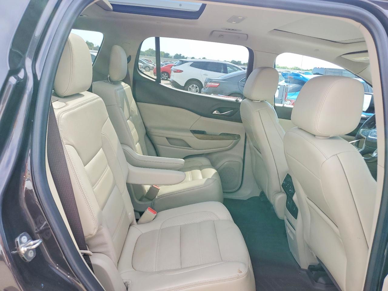 GMC Acadia Denali