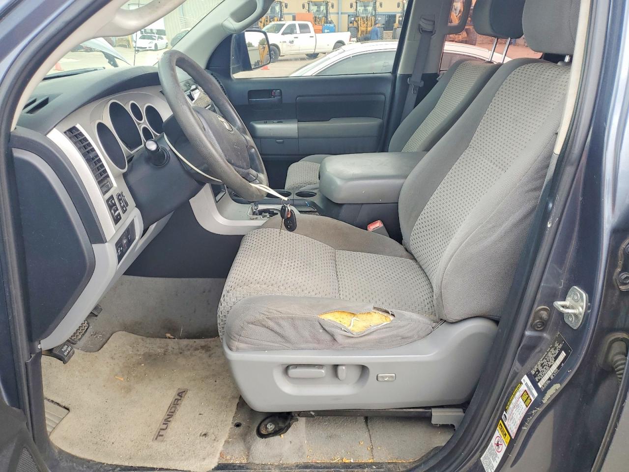 Toyota Tundra Sr5