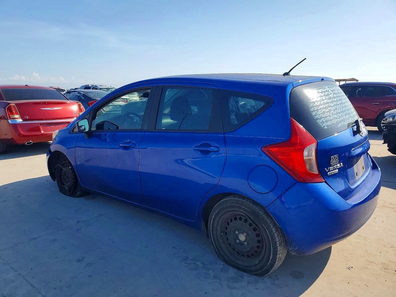 Nissan Versa Sv