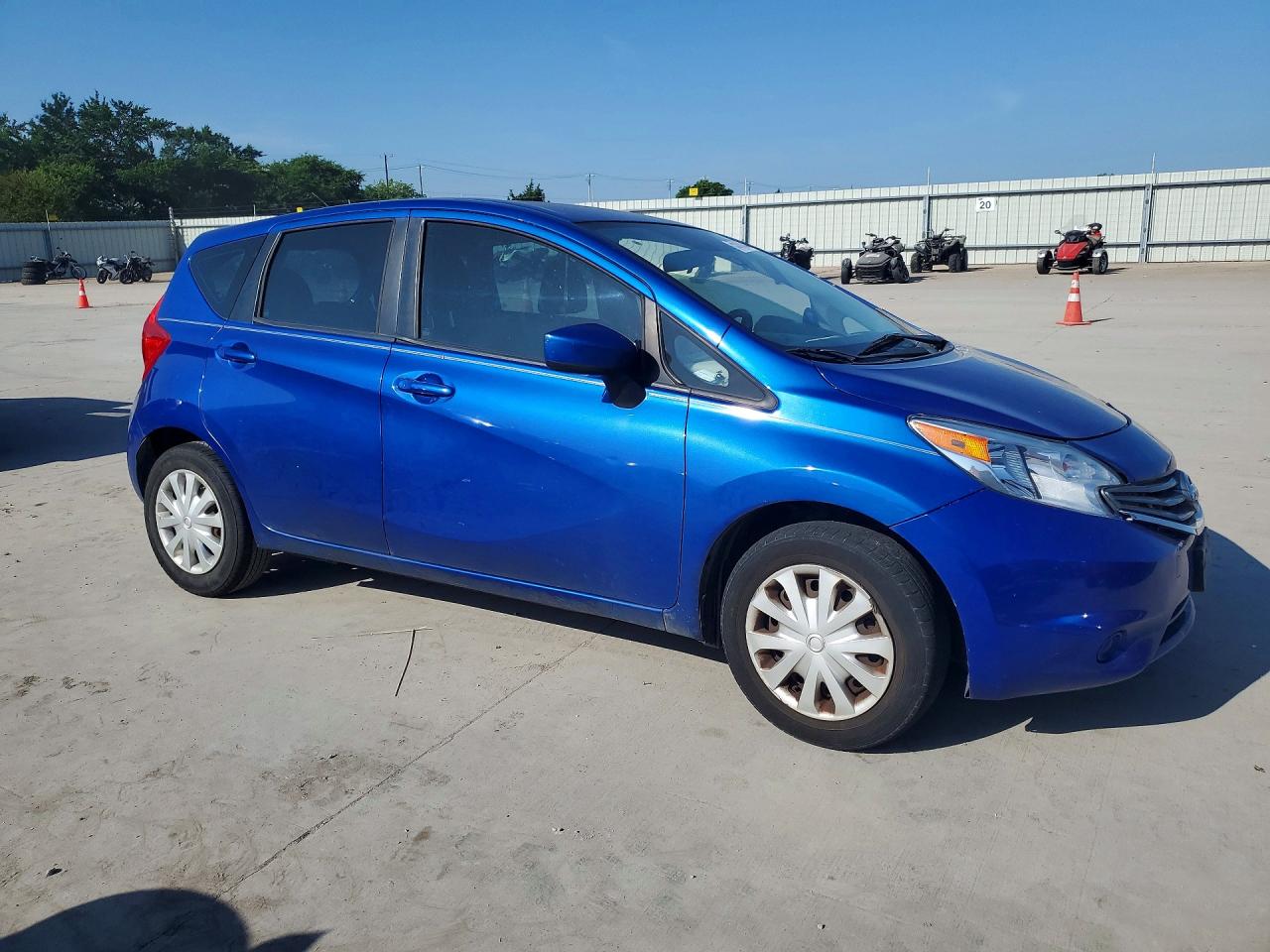 Nissan Versa Sv