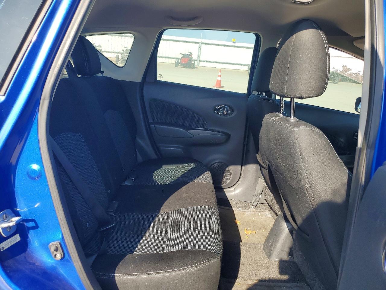 Nissan Versa Sv