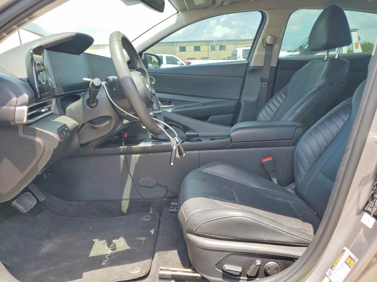 Hyundai ELANTRA Limited