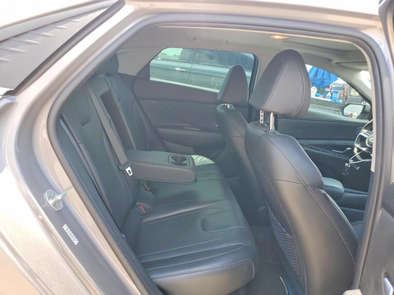 Hyundai ELANTRA Limited