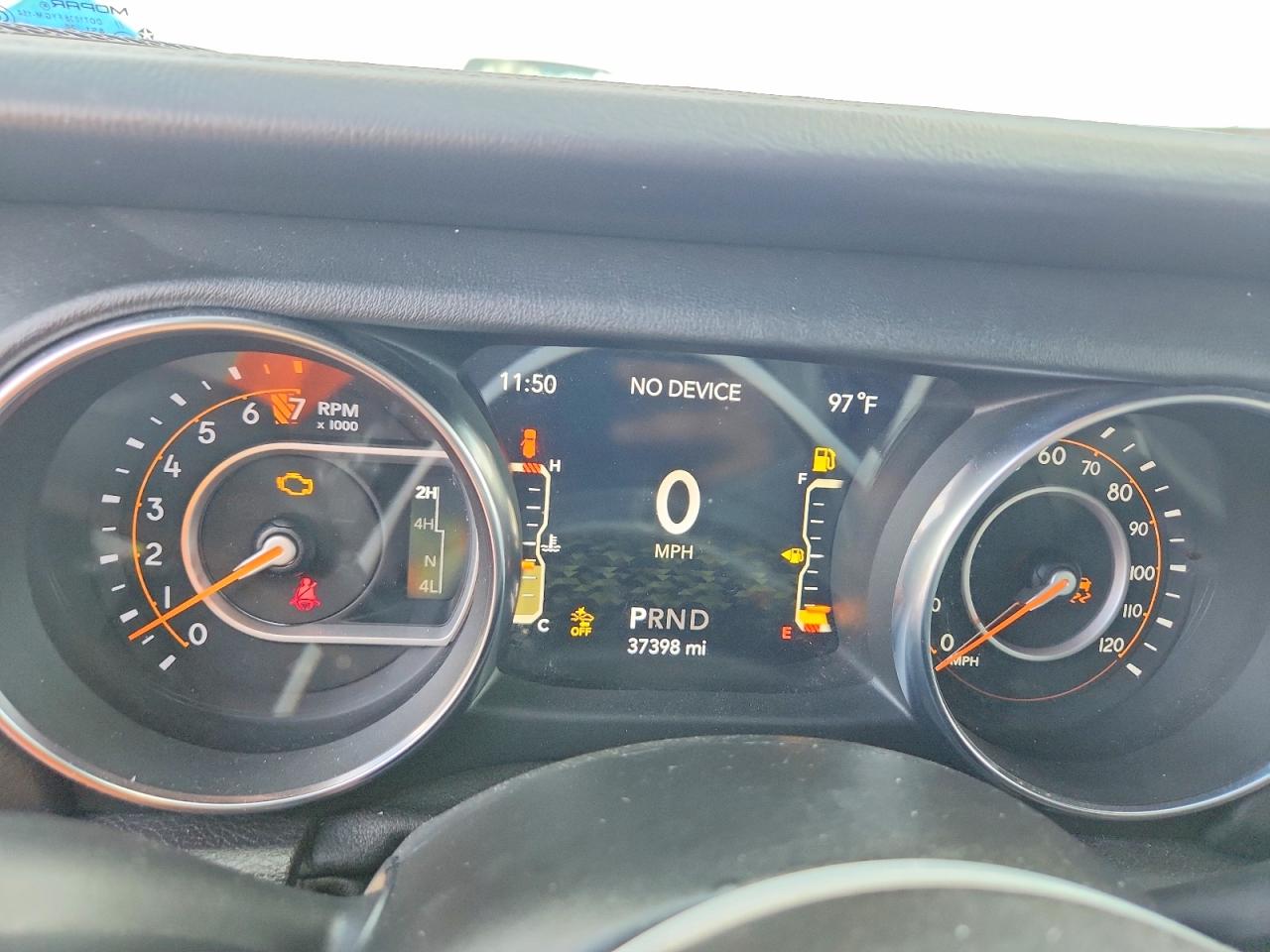 Jeep Wrangler Sahara