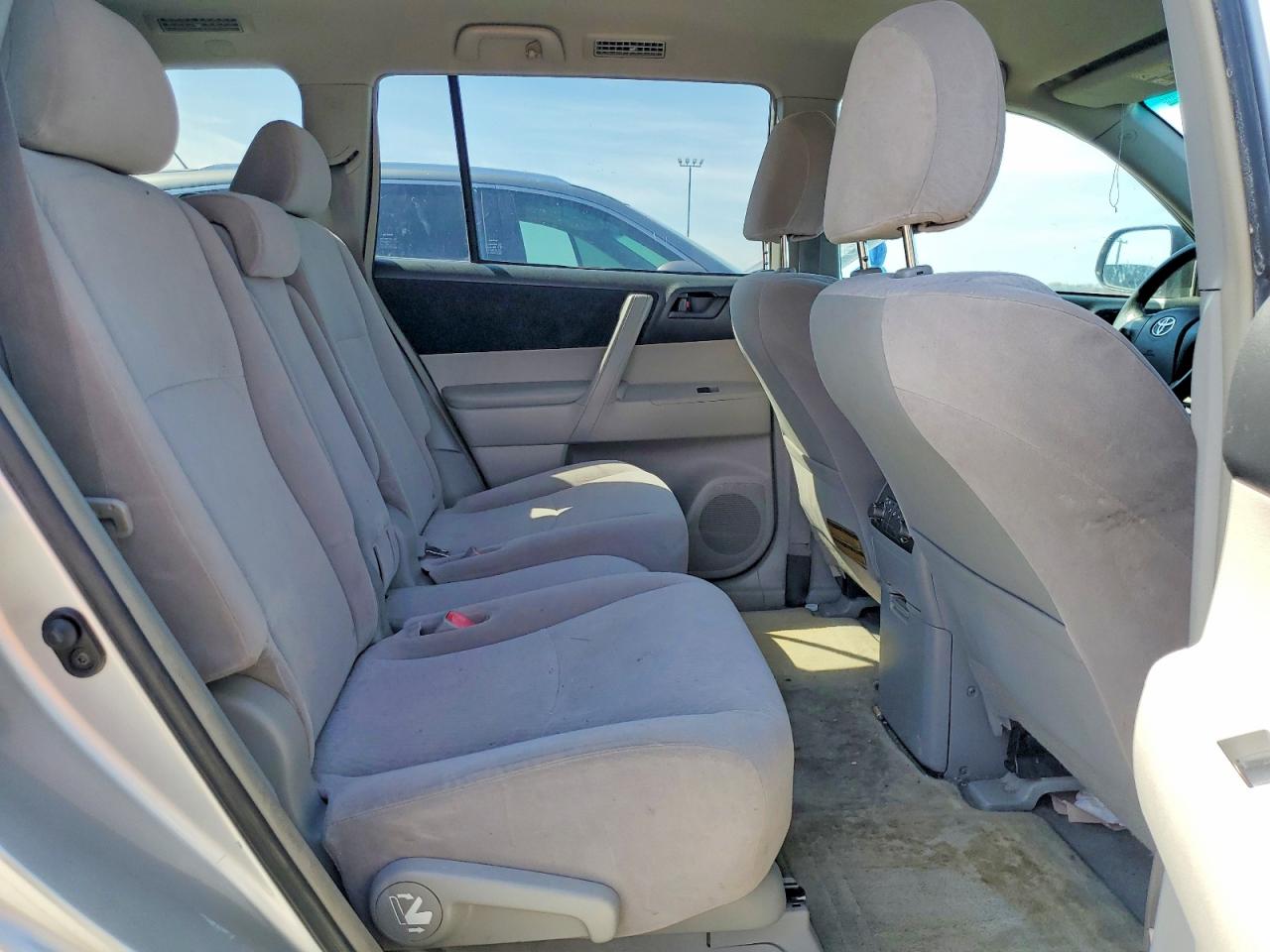 Toyota Highlander Base