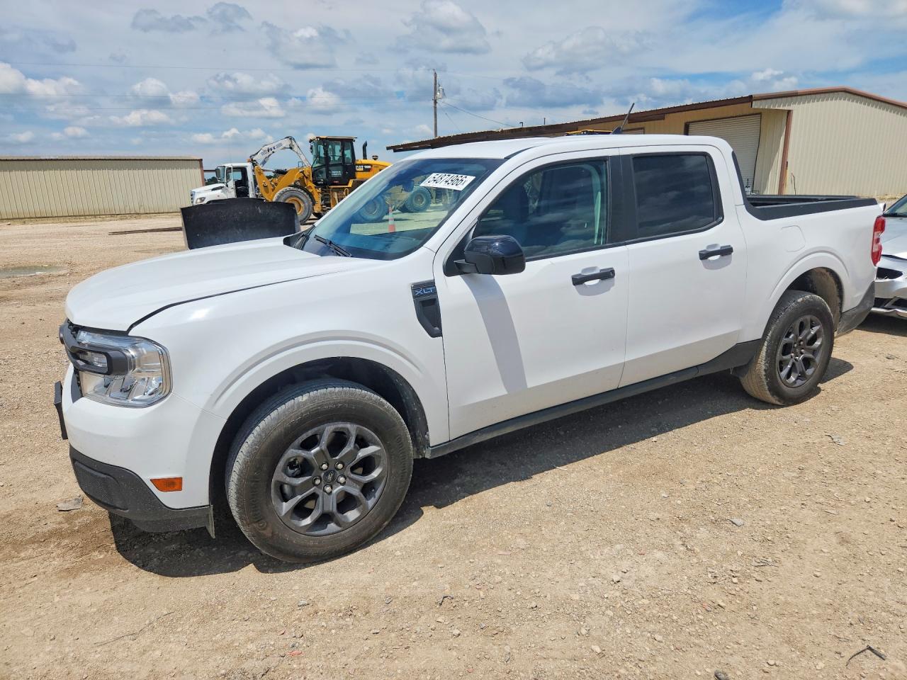 Salvage Ford Maverick Image