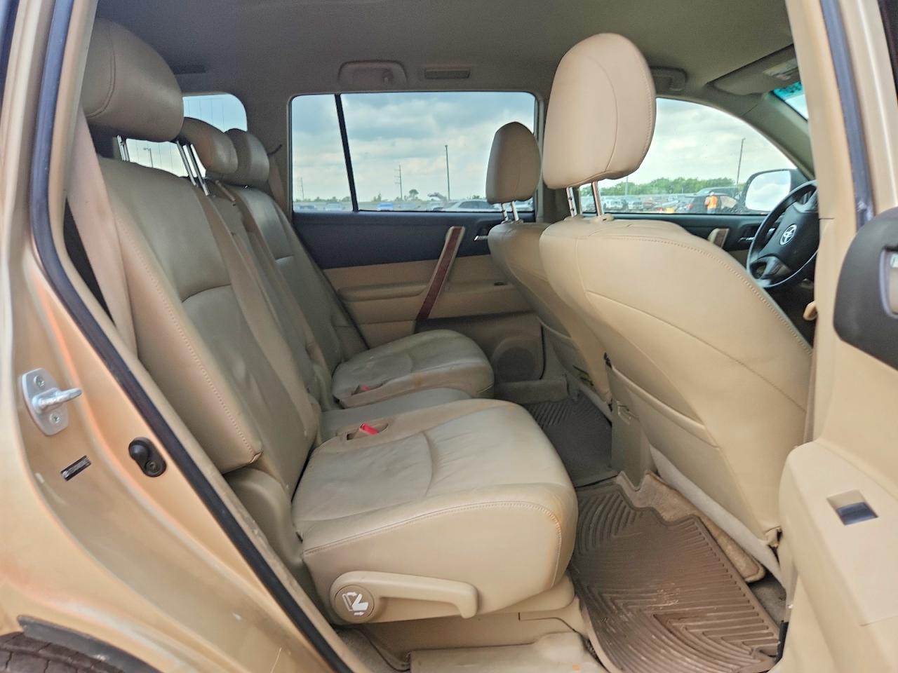 Toyota Highlander Limited